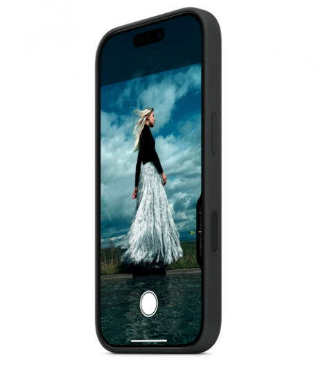 Фото товара Чехол Silicone Case с MagSafe для iPhone 16 Pro Black