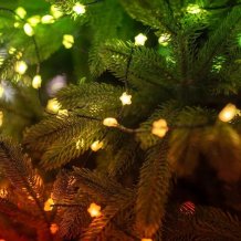 Фото товара Twinkly Candies Stars 100 диодов, в форме звезды, RGB, расстояние между лампами 6 см, прозрачный провод, BT+WiFi, IP20, питание от USB-C